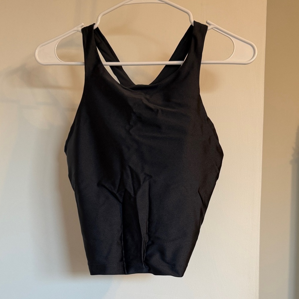 Athleta’s Matte Black Women's Crop Tank Top